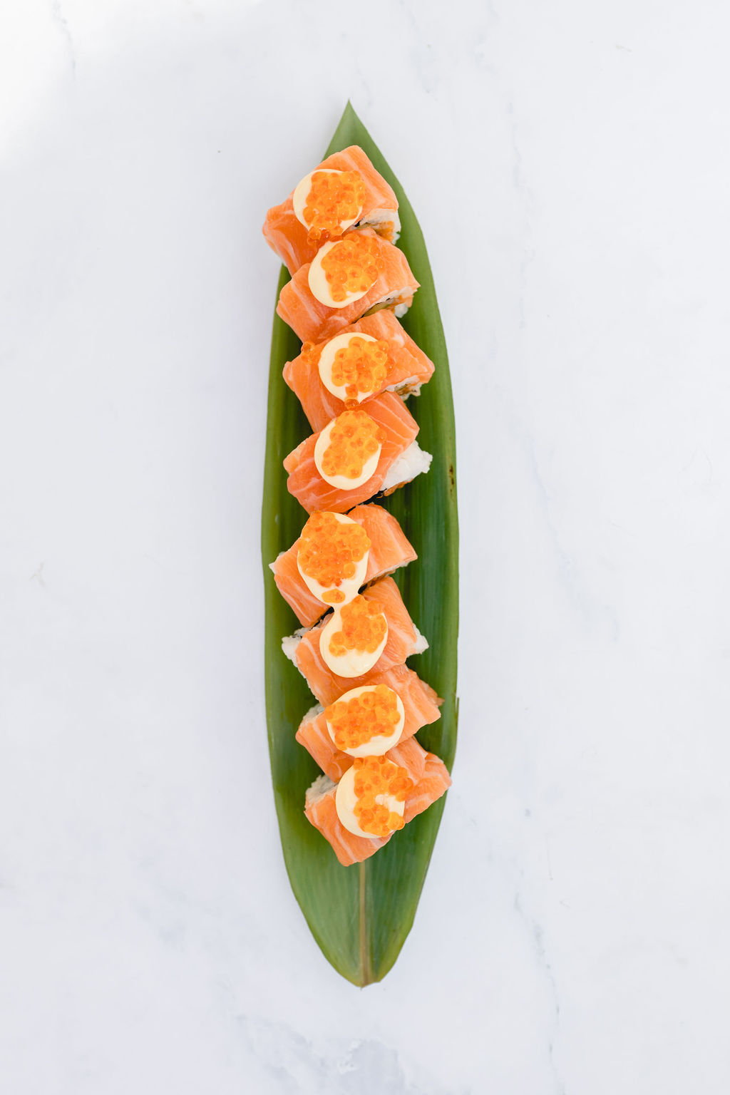 SIZZLING SALMON ROLL | 8 stuks